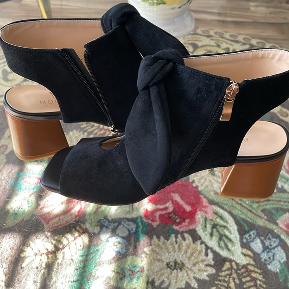 Moommo Sandals Size 8.5 - Picture 8 of 8